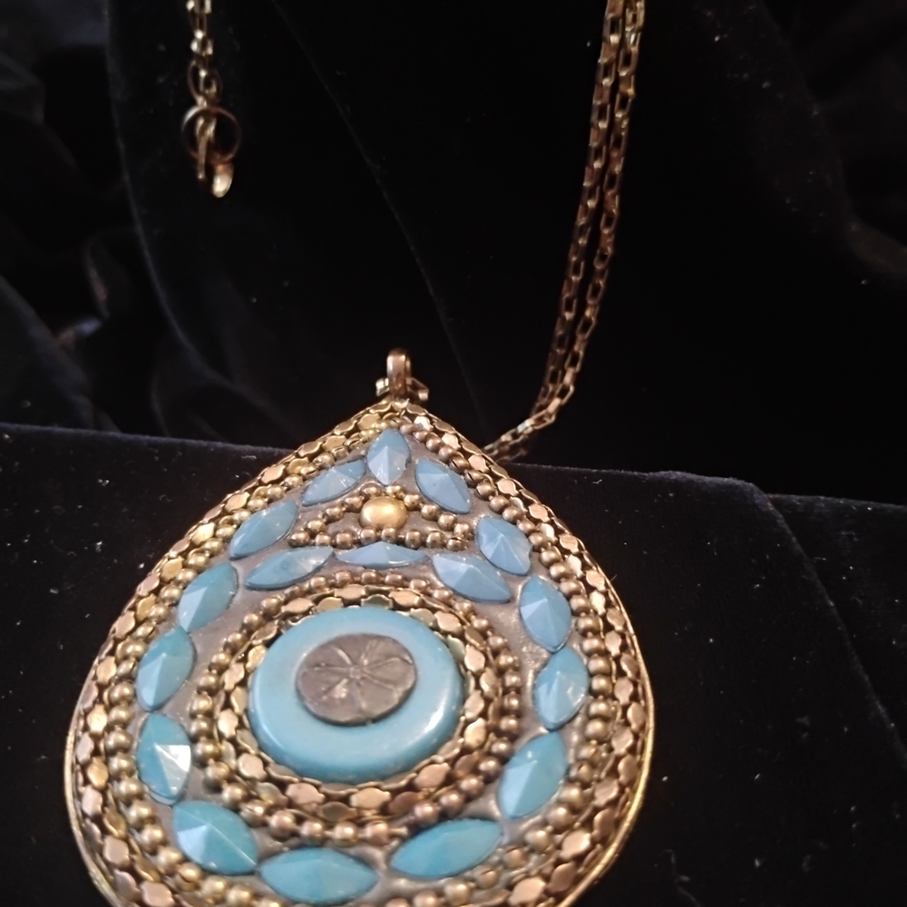 Gold-Tone Teardrop Necklace with Turquoise Accents